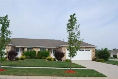 2007 Silver Hawk Dr, Crown Point, IN 46307 photo 1