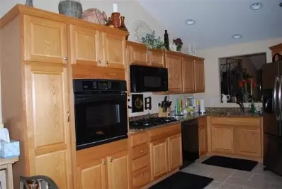 2007 Silver Hawk Dr, Crown Point, IN 46307 photo 3