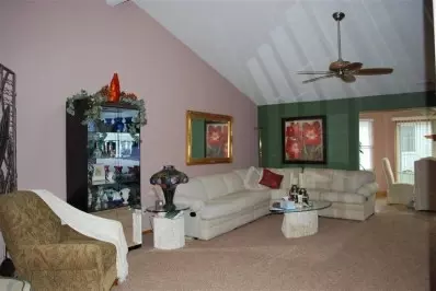 2007 Silver Hawk Dr, Crown Point, IN 46307 photo 2