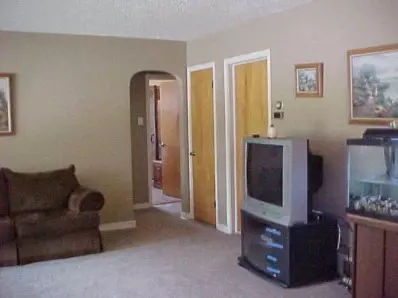 120 W Wirth Rd, Griffith, IN 46319 photo 5