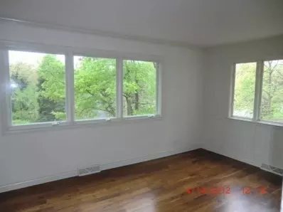 44 Ski Hill Rd, Ogden Dunes, IN 46368 photo 9