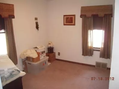 8964 Hudson Ct, Munster, IN 46321 photo 6