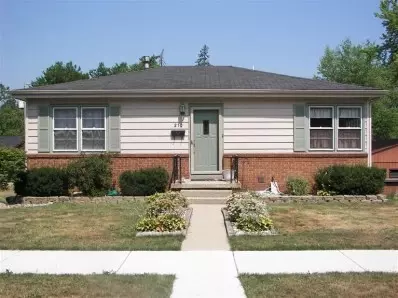210 Michigan St, Porter, IN 46304 photo 1