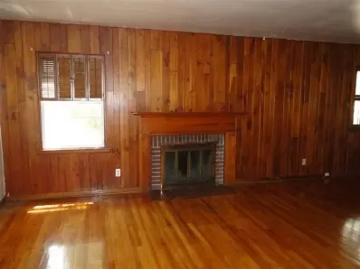 4048 E 14th Pl, Gary, IN 46403 photo 3