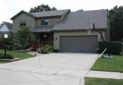 344 N Lillian St, Griffith, IN 46319 photo 3
