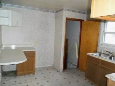 4166 Pierce St, Gary, IN 46408 photo 6