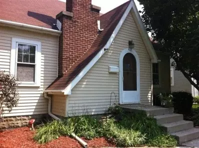412 Hoffman St, Crown Point, IN 46307 photo 2