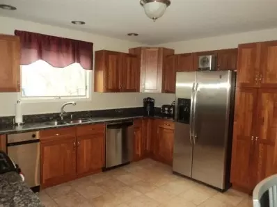 8441 Oak Ave, Gary, IN 46403 photo 9
