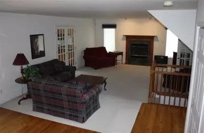 223 N Elgin, Griffith, IN 46319 photo 8