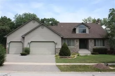223 N Elgin, Griffith, IN 46319 photo 1