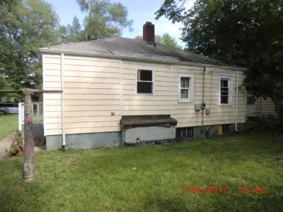 1156 Wallace St, Gary, IN 46404 photo 5