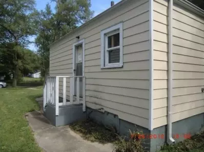 1156 Wallace St, Gary, IN 46404 photo 4