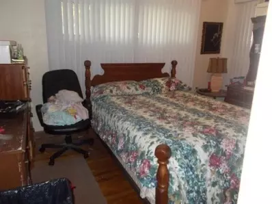 6786 Ash Pl, Gary, IN 46403 photo 5