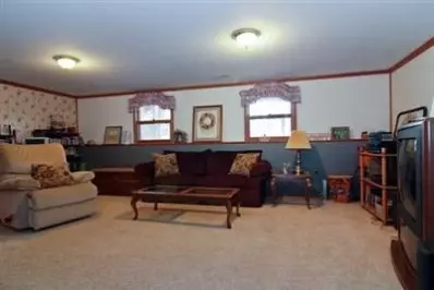 332 N True St, Griffith, IN 46319 photo 5