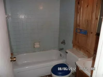 418 E 48th Pl, Gary, IN 46409 photo 9