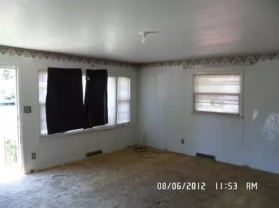 418 E 48th Pl, Gary, IN 46409 photo 4