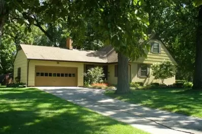 417 Fairview, Crown Point, IN 46307 photo 1
