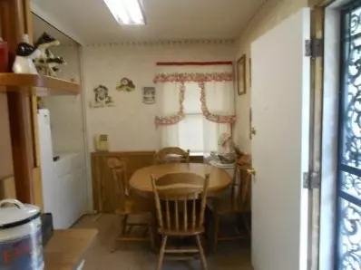 7237 Parrish Ave, Hammond, IN 46323 photo 9