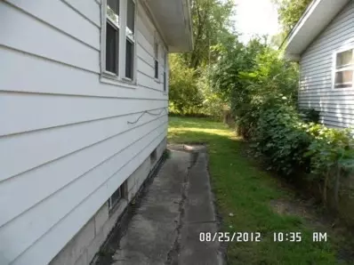 1241 E 36th Ave, Gary, IN 46409 photo 2