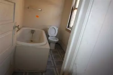442 Tyler, Gary, IN 46402 photo 6