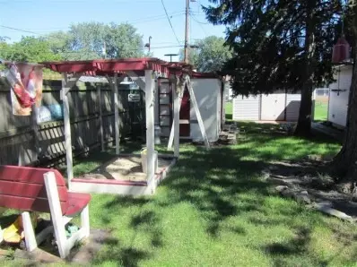 1045 N Lafayette St, Griffith, IN 46319 photo 7