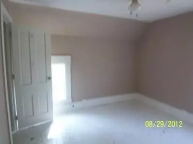 18 E Main St, La Crosse, IN 46348 photo 5