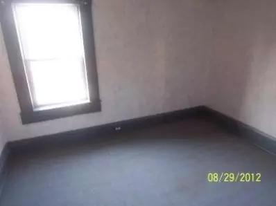 18 E Main St, La Crosse, IN 46348 photo 7