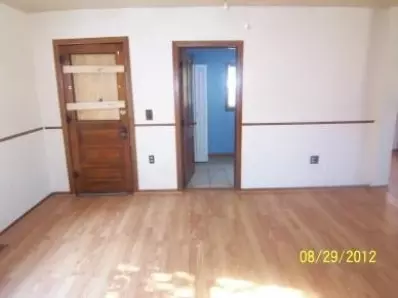 18 E Main St, La Crosse, IN 46348 photo 8