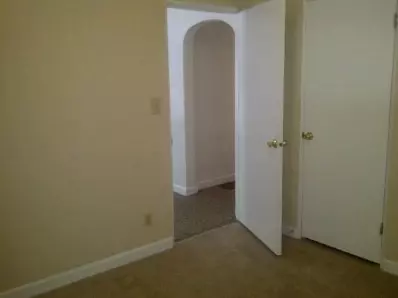 422 N Arbogast St, Griffith, IN 46319 photo 5