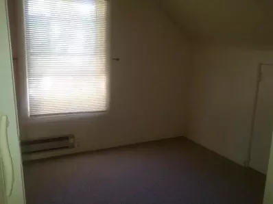 422 N Arbogast St, Griffith, IN 46319 photo 9
