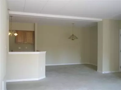 8421 Manor Ave #303, Munster, IN 46321 photo 9