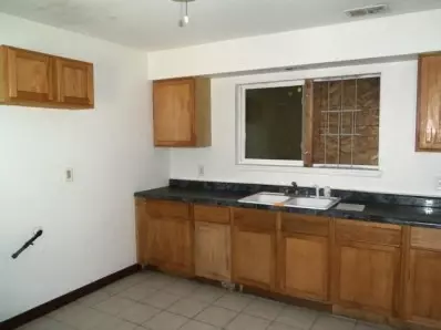 929 Stevenson St, Gary, IN 46406 photo 4
