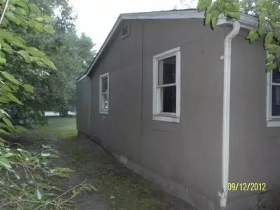 3132 Burr St, Gary, IN 46406 photo 3