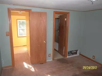 5001 Chase St, Gary, IN 46408 photo 9