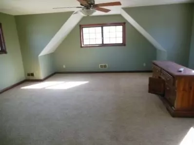 8939 Kleinman Rd, Highland, IN 46322 photo 9