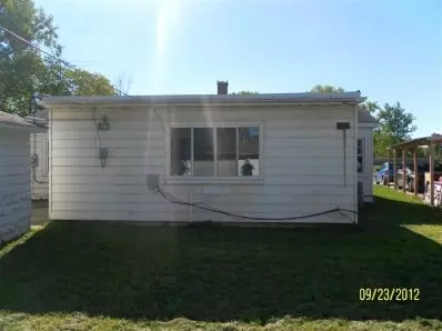 1613 River Rd, Hammond, IN 46324 photo 2