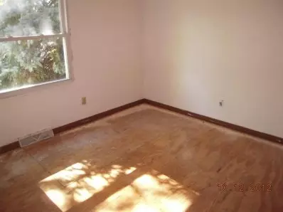 754 Mohawk Dr, Lowell, IN 46356 photo 9