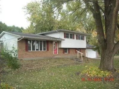 3274 W St Rd 10, Wheatfield, IN 46392 photo 1