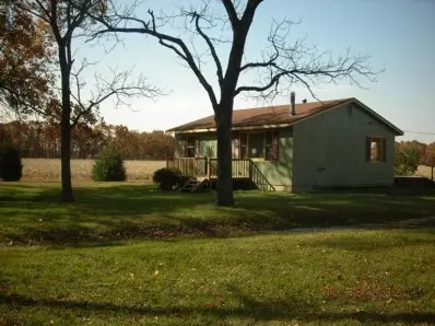 735 N 1025, Knox, IN 46534 photo 1