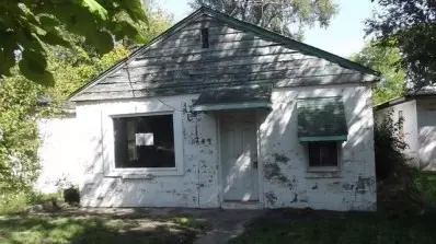 2457 Prospect St, Gary, IN 46407 photo 2