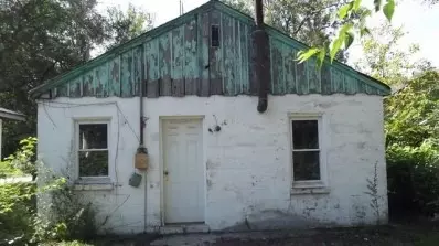 2457 Prospect St, Gary, IN 46407 photo 3