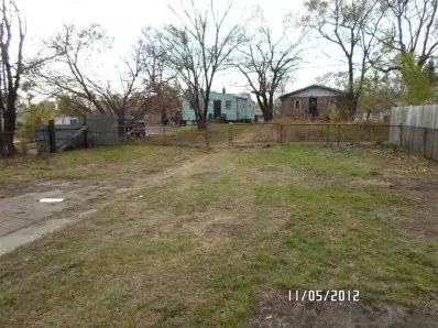 2380 Pierce St, Gary, IN 46407 photo 3