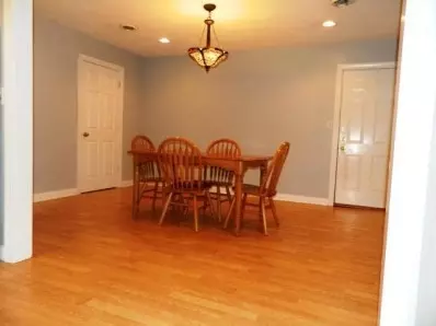 1009 N Indiana Ave, Griffith, IN 46319 photo 8