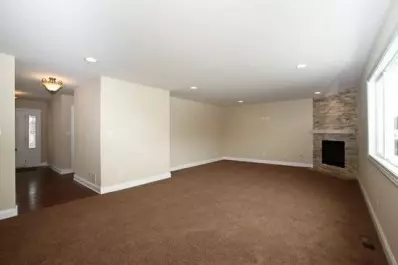 885 Huey Dr, Crown Point, IN 46307 photo 8
