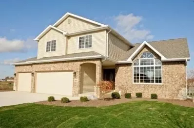 885 Huey Dr, Crown Point, IN 46307 photo 1