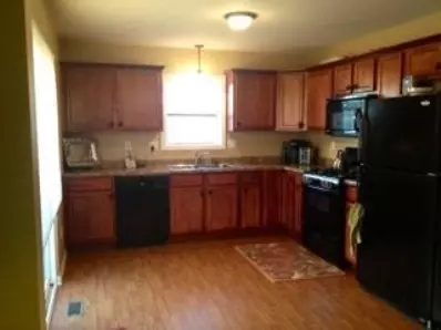 534 Hampton Manor Ct, Valparaiso, IN 46385 photo 4