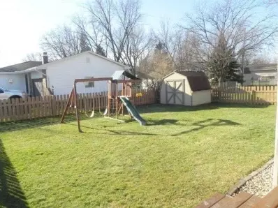 519 Franciscan Dr, Crown Point, IN 46307 photo 2