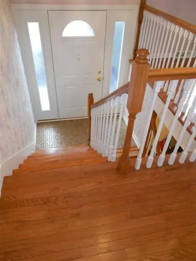 1720 Inner Cir, Munster, IN 46321 photo 2