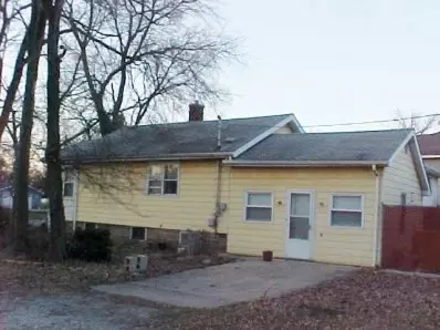 403 N Jay St, Griffith, IN 46319 photo 2