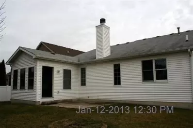 411 Edith Ct, Crown Point, IN 46307 photo 3